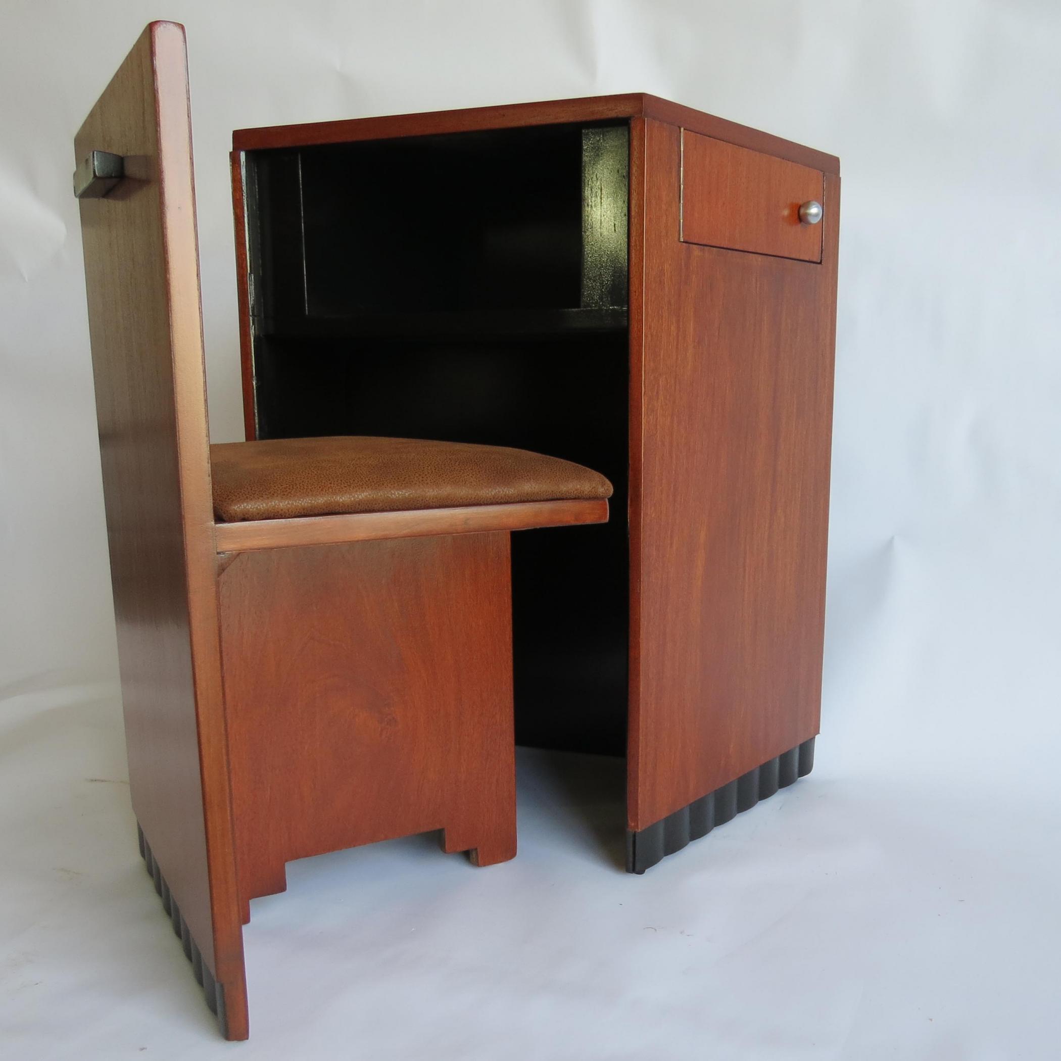 Small American Art Deco Writing Desk and Chair Modernism