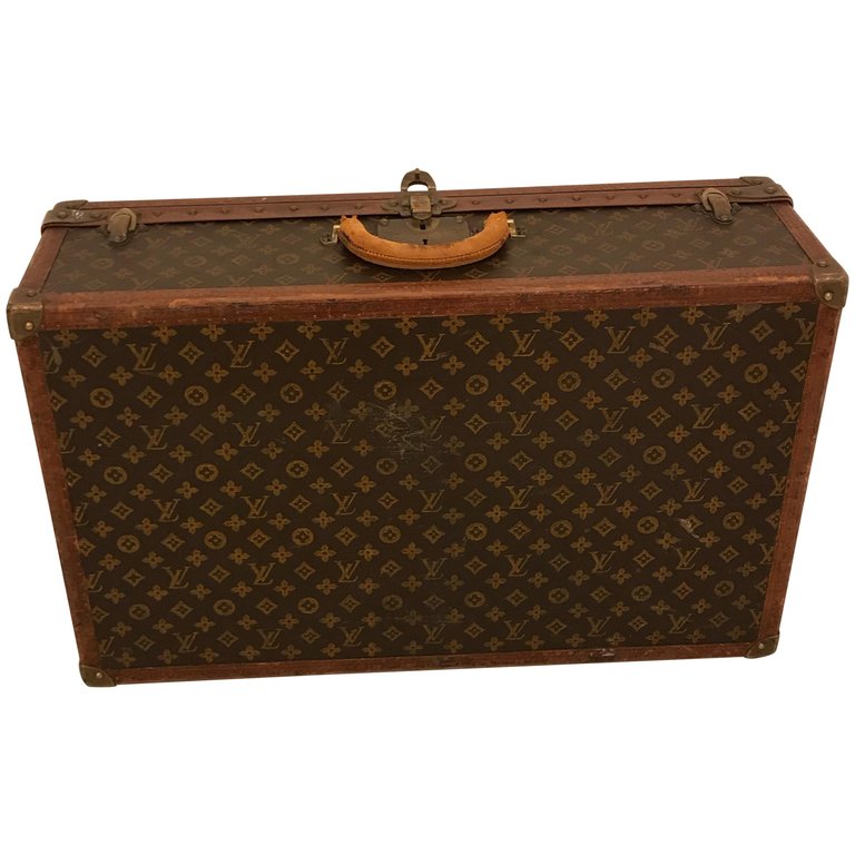 Matted 1926 Art Deco Graphic Vuitton Trunks Print