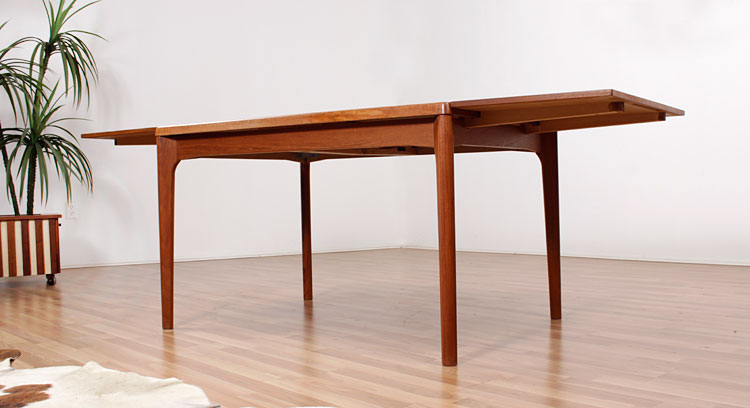 Vejle Stole Danish Teak Dining Table | Modernism